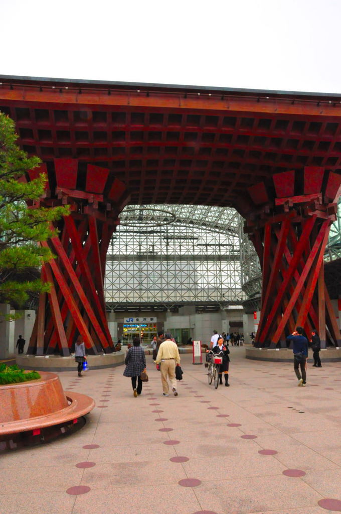 金沢駅