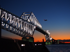 夕刻の東京ゲートブリッジその2