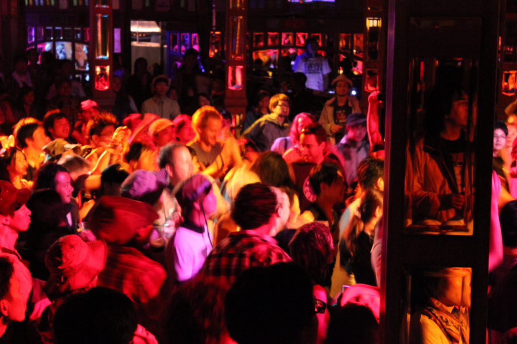 盛り上げるオーディエンス3