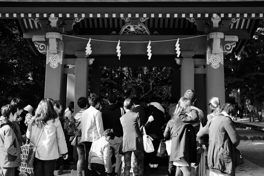 八幡宮の手水