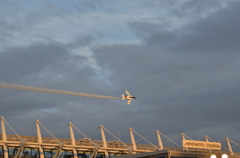 味スタとブルーインパルス