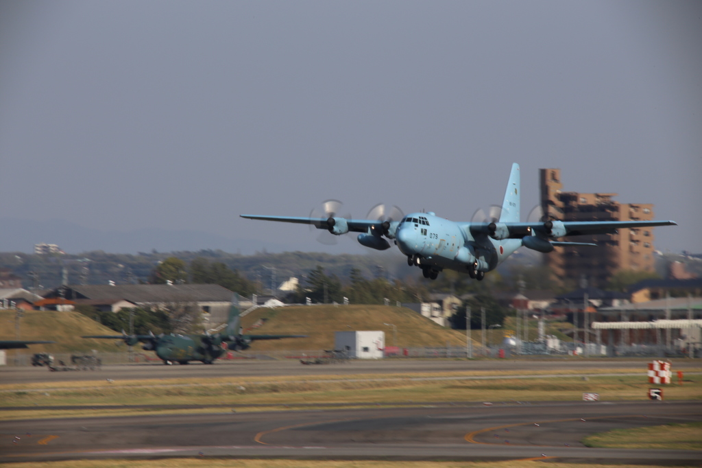 航空自衛隊 訓練中！