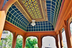 モスクの階段部分の屋根の内部装飾