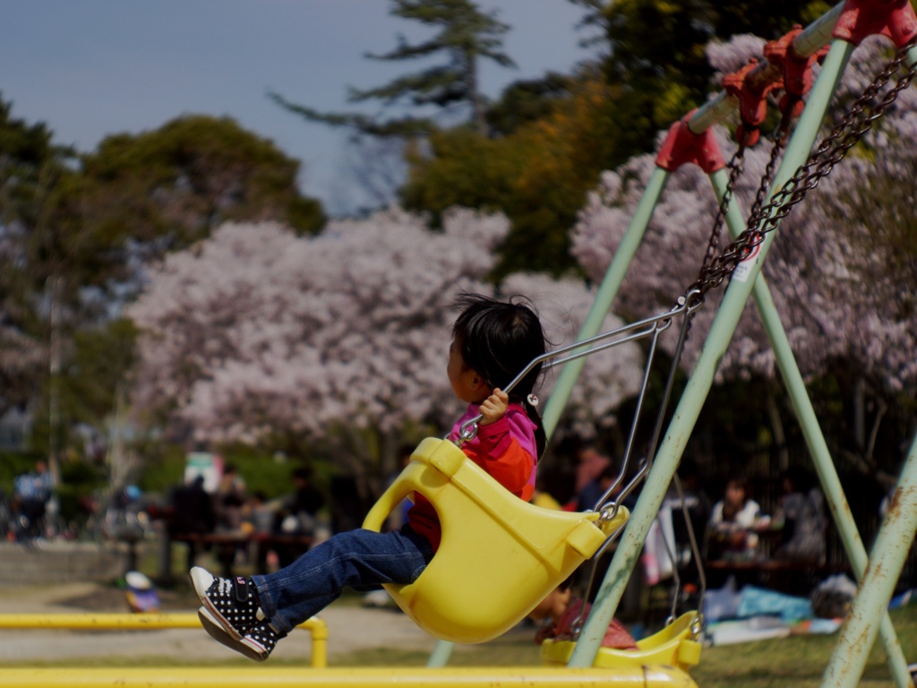 2014.3.29初ブランコ2