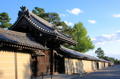 御所の塀