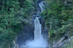 泥水の滝