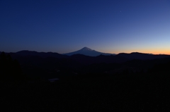 クリスマスの夜明け