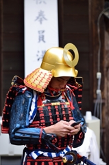 殿にご報告！