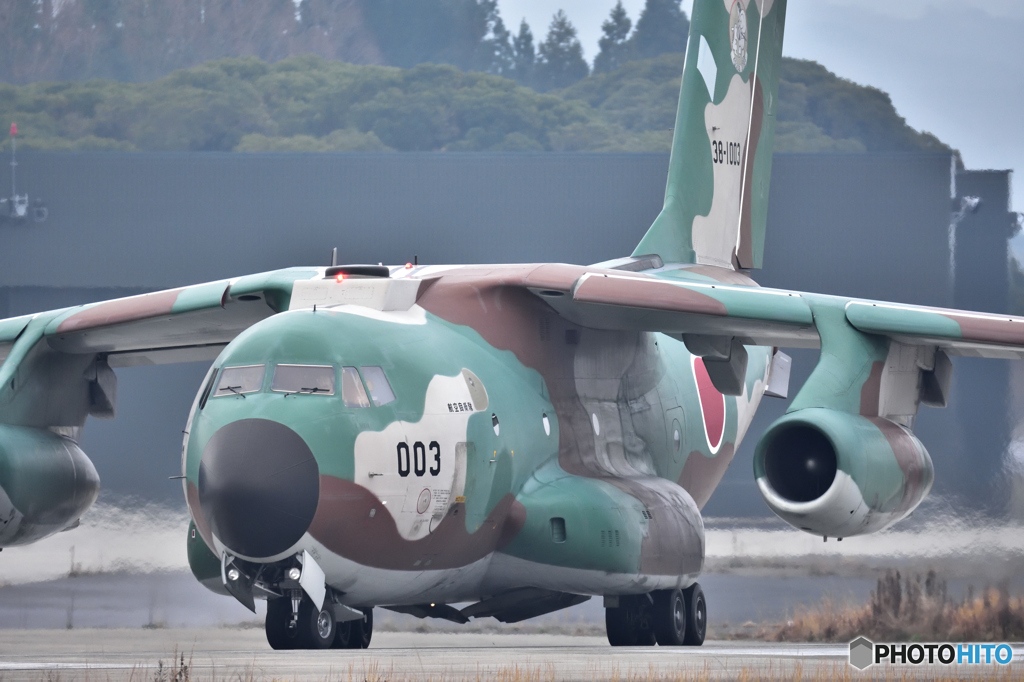 今日の築城基地　C-1