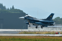 今日の築城基地 　F-2