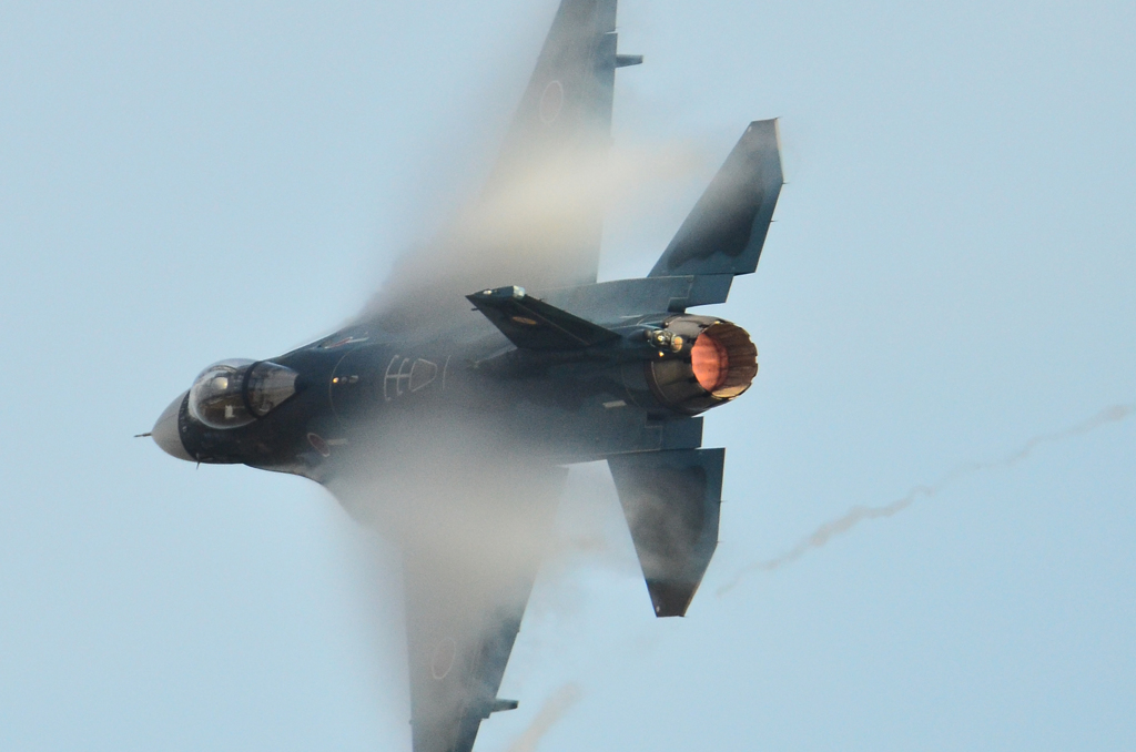 2014年築城基地航空祭 F-2　モクモクですっ！
