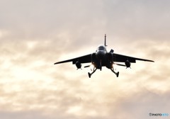 築城基地　T-4
