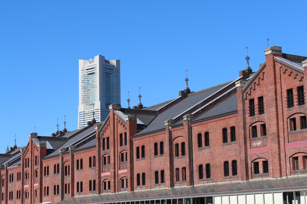 赤レンガ倉庫とランドマークタワー