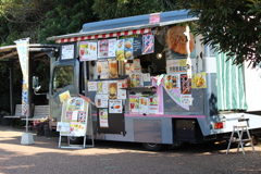 キッチンカー②