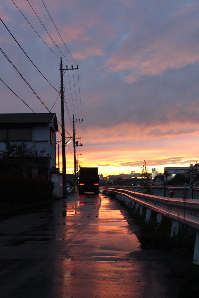 雨上がりの夕方