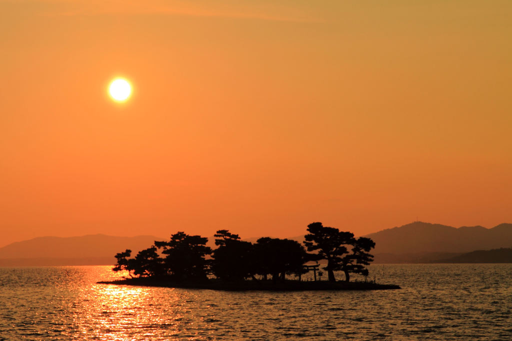 夕映えの嫁が島