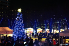 クリスマスツリーとシャボン玉