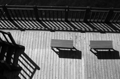 午後のデッキにて