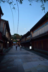 東茶屋街の夕暮れ