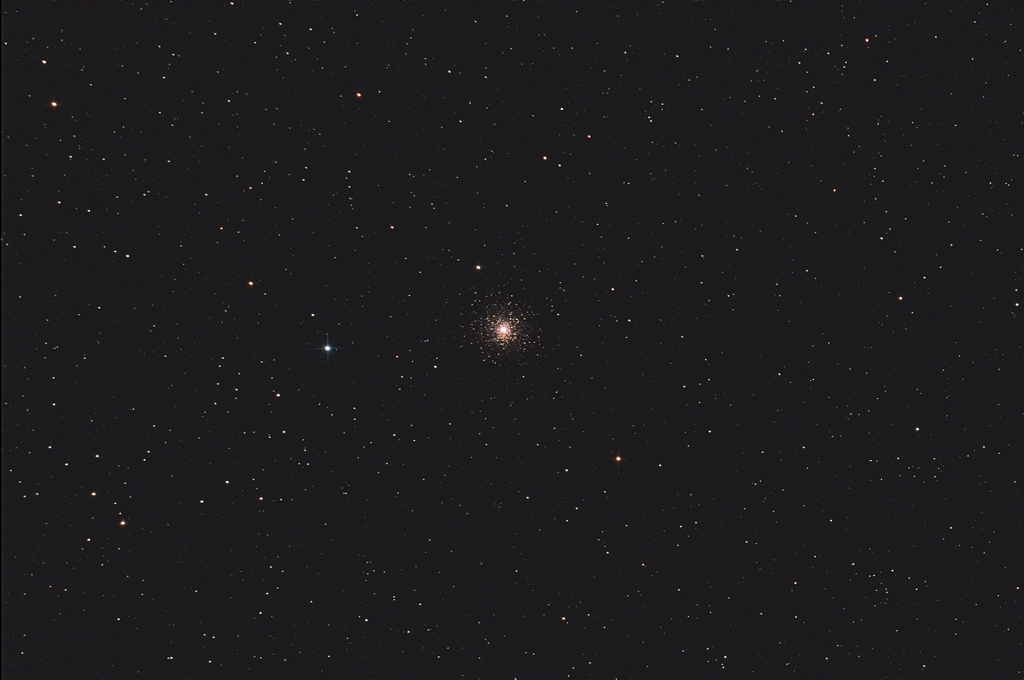 M15 球状星団