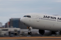 JAL Boeng767 伊丹空港 離陸