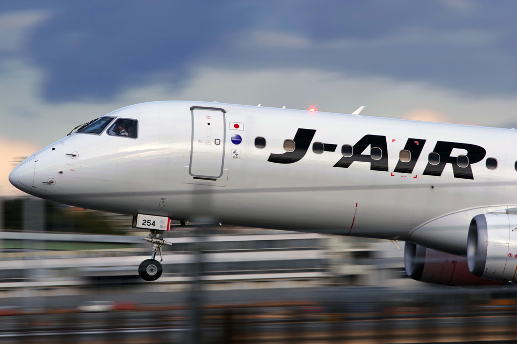 JAIR 伊丹空港 離陸