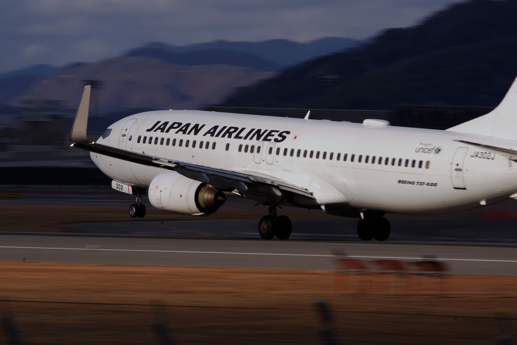 JAL Boeing737 伊丹空港 離陸