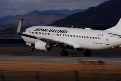 JAL Boeing737 伊丹空港 離陸