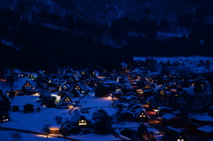 静まる町
