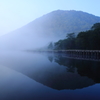 朝霧の覚満淵