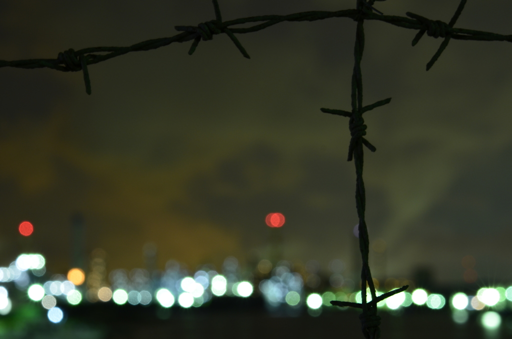有刺鉄線