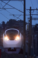 Ｅ657夕暮れを走る