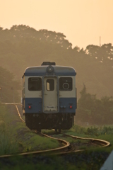 夕暮れの空へ向かって