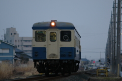 電柱が並ぶ風景