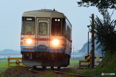 ギラリ