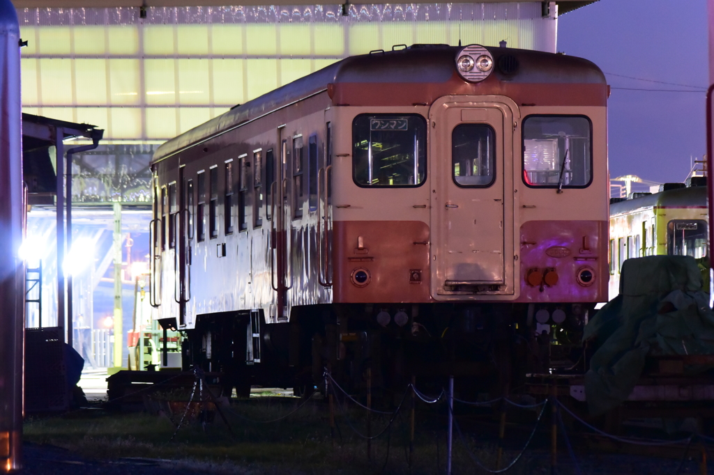 車庫に佇む
