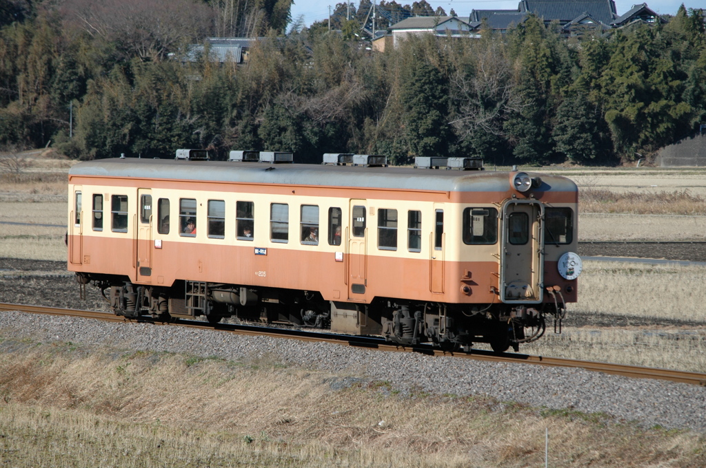 キハ205に乗っています。