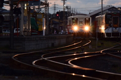 ホーム入線