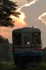 積乱雲の夕空