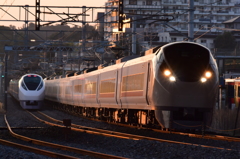 夕暮れの離合