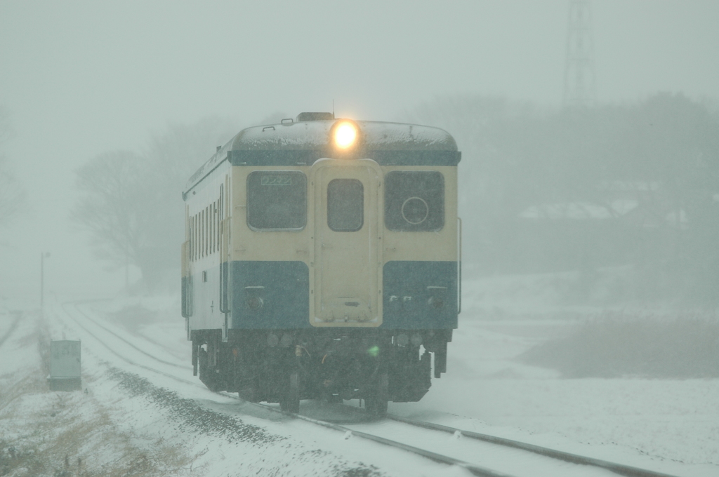 吹雪の中を走る２