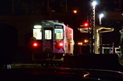 雨上がりの駅