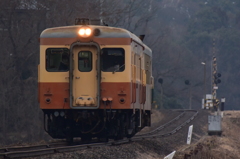 曇天のキハ205