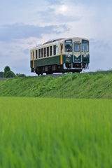 曇り始めた西の空