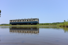 波立つ水鏡