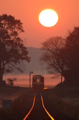日出ずる処の鉄道