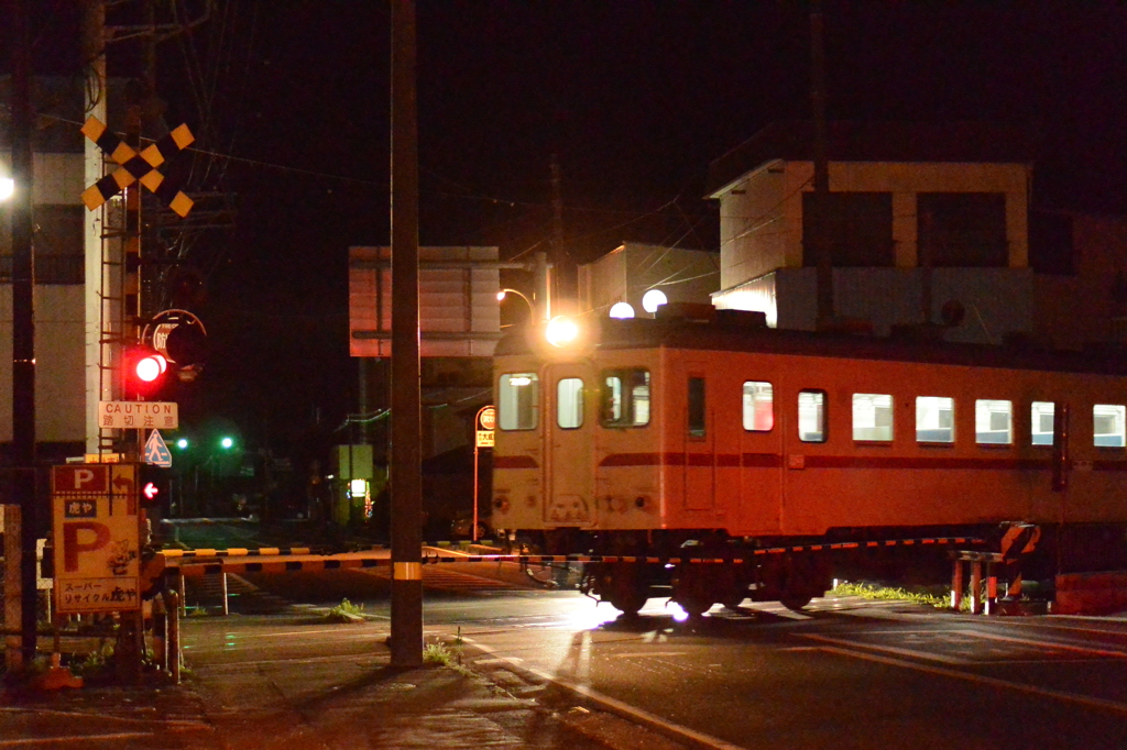 深夜の踏切