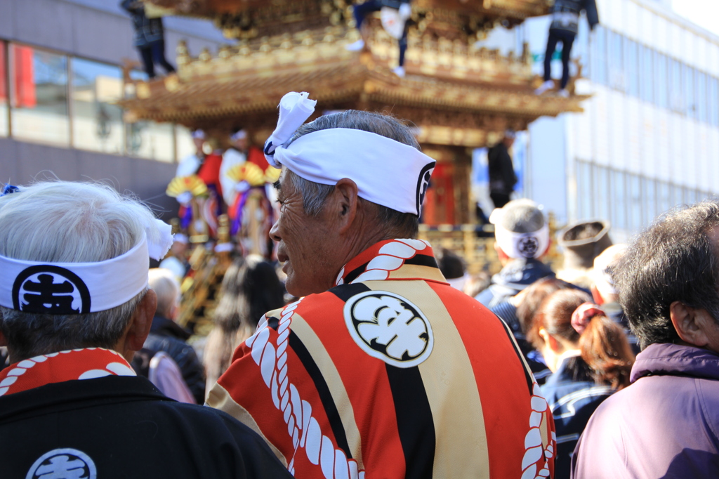 秩父夜祭り　屋台と男衆