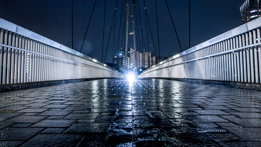 雨の日のアイル橋