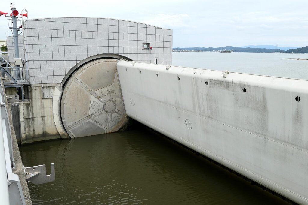 百間川河口水門